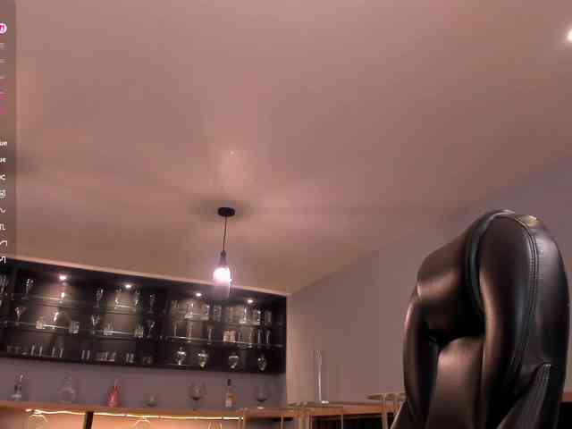 RoxanneHill webcam