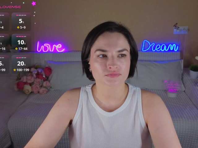 Camilla-One live cam on BongaCams