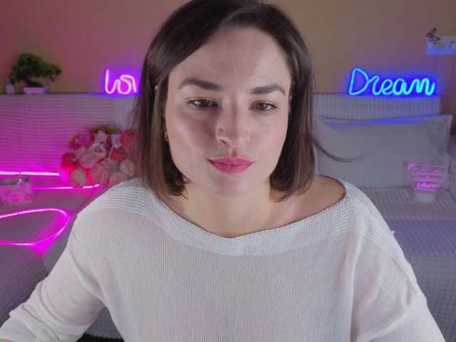 Camilla-One live cam on BongaCams