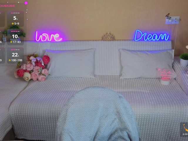 Camilla-One live cam on BongaCams