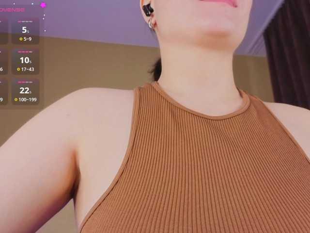 Camilla-One live cam preview