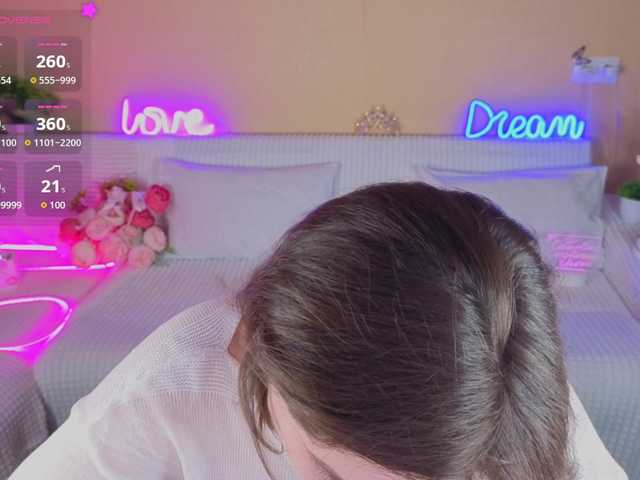 Camilla-One live cam on BongaCams