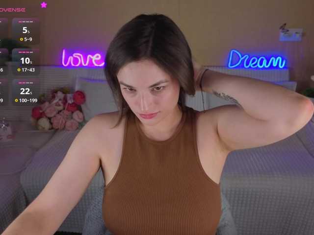 Camilla-One live cam on BongaCams