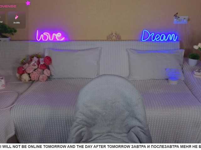 Camilla-One live cam on BongaCams