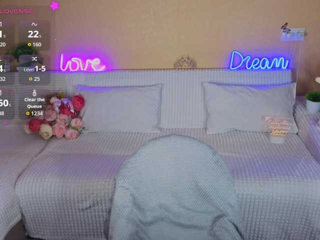 Camilla-One live cam on BongaCams