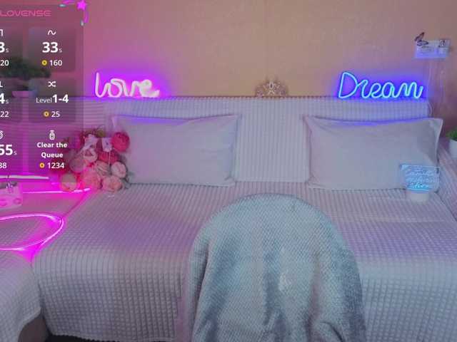 Camilla-One live cam on BongaCams