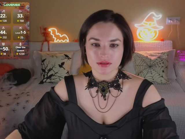 Camilla-One live cam on BongaCams