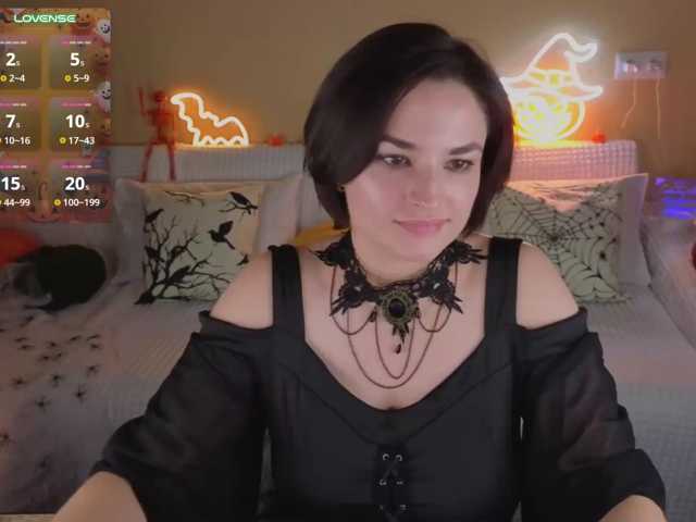 Camilla-One live cam on BongaCams