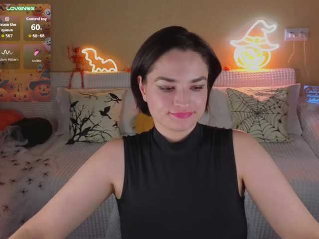 Camilla-One live cam on BongaCams