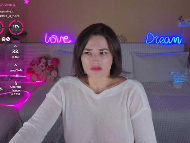 Camilla-One live cam on BongaCams