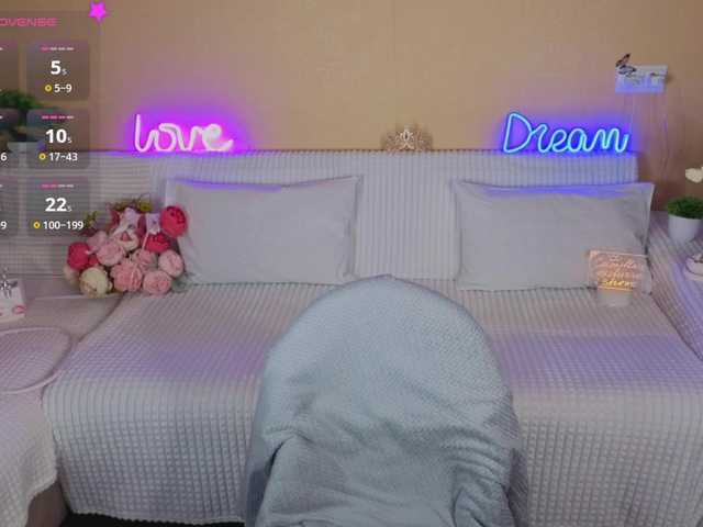 Camilla-One live cam on BongaCams