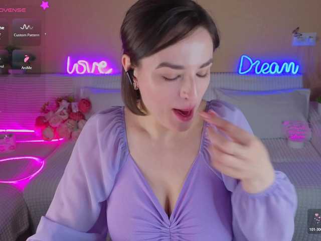 Camilla-One, 26 y/o - Live Cam on BongaCams