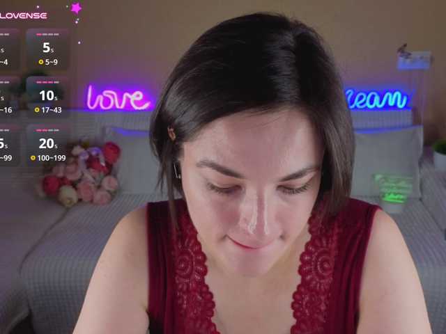 Camilla-One live cam on BongaCams