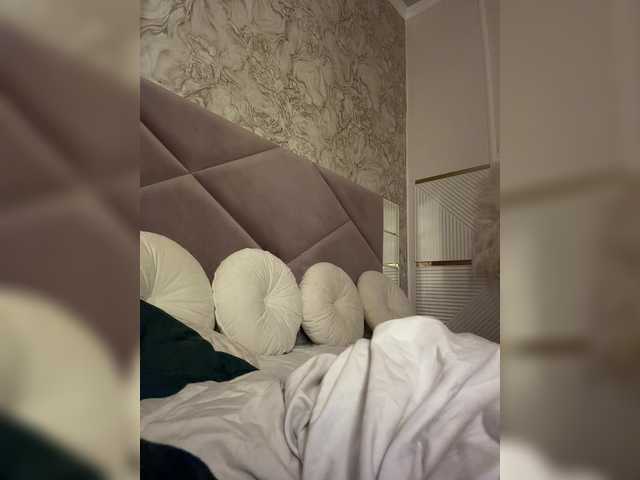 Ekaterina2221 live cam