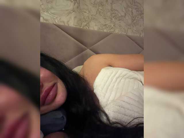 Live трансляция Ekaterina2221 - Runet.cam