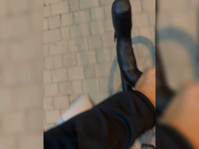 Ekaterina2221 live webcam show
