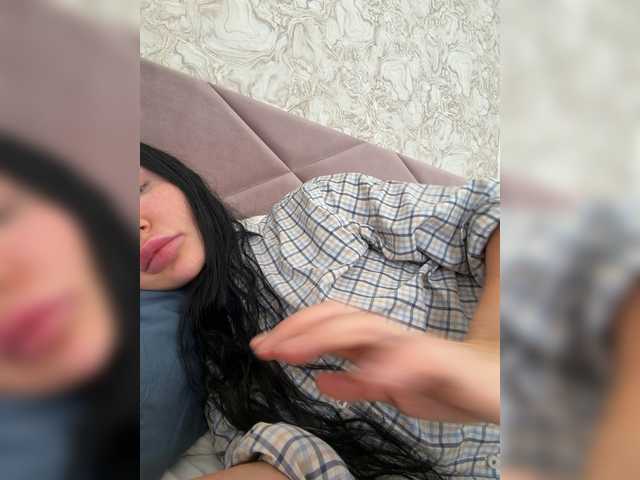 Ekaterina2221 webcam