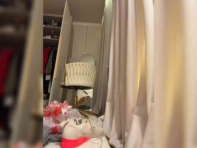 Ekaterina2221 webcam