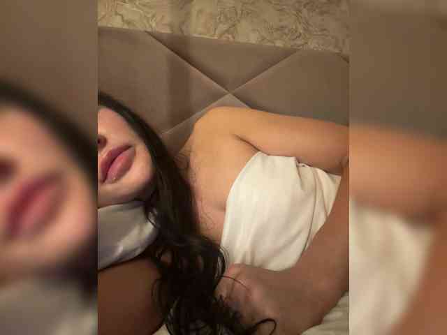 Ekaterina2221 webcam