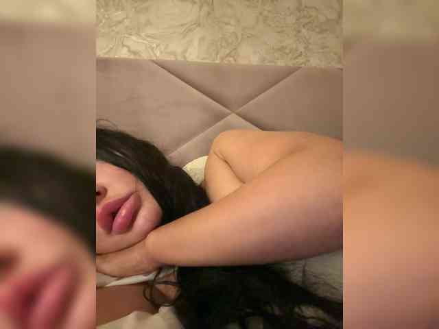 Ekaterina2221 webcam