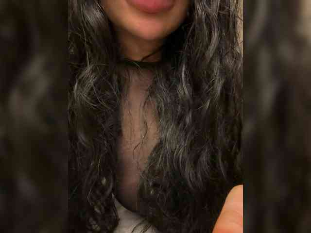 Ekaterina2221 webcam