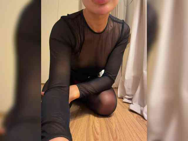 Ekaterina2221 webcam