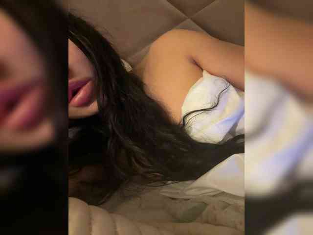 Ekaterina2221 webcam