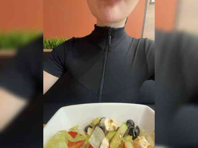 Ekaterina2221 webcam