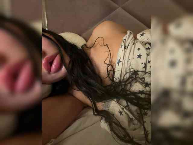 Ekaterina2221 webcam