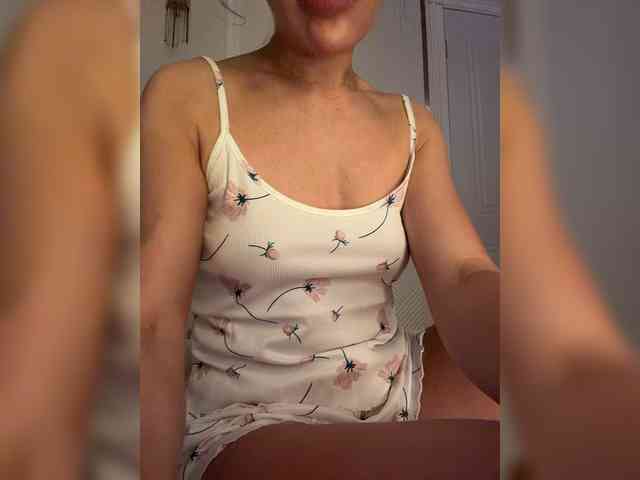 Ekaterina2221 webcam