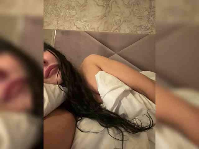 Ekaterina2221 webcam