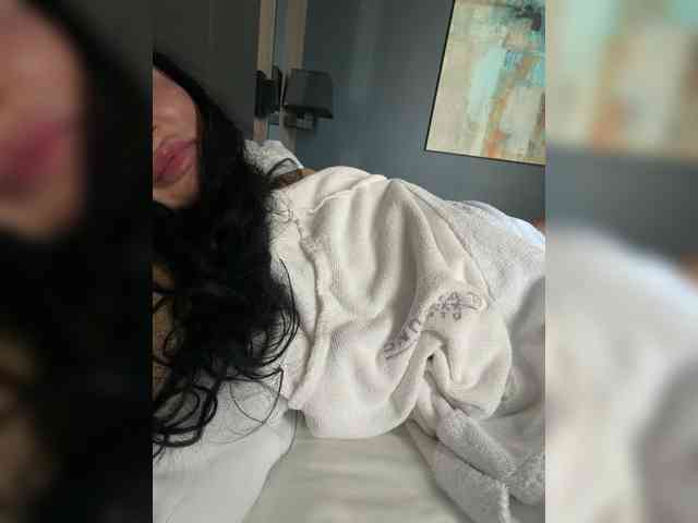 Ekaterina2221 webcam