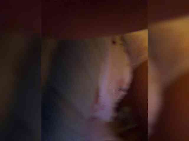 Ekaterina2221 webcam