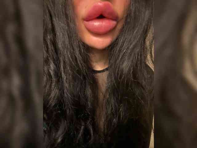 Ekaterina2221 webcam