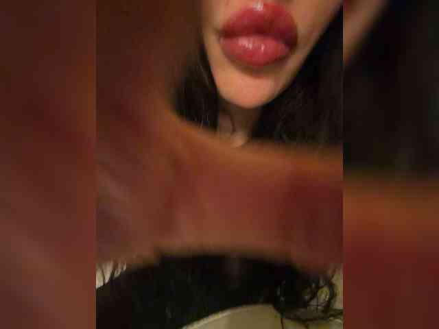 Ekaterina2221 webcam