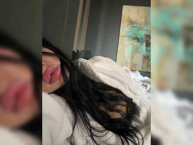 Ekaterina2221 webcam