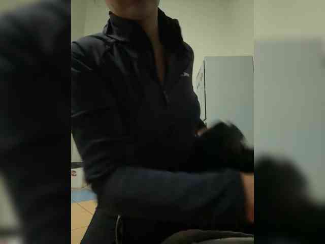 Ekaterina2221 webcam