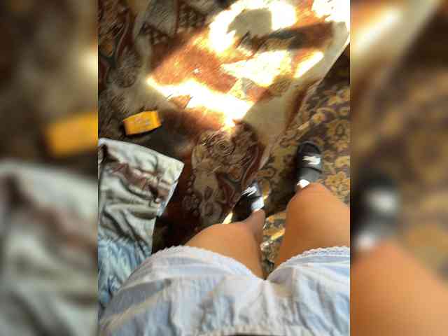 Ekaterina2221 webcam
