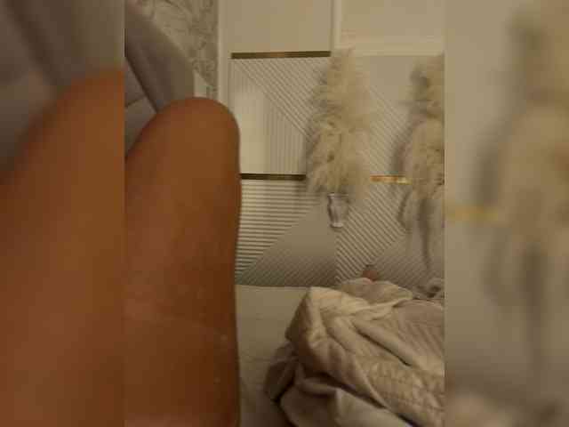 Ekaterina2221 webcam