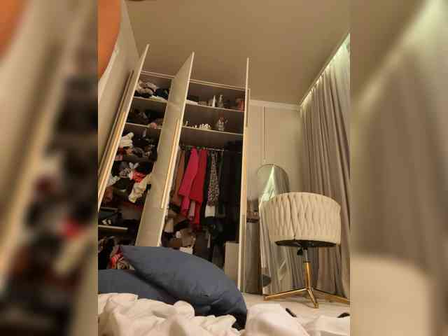Ekaterina2221 webcam