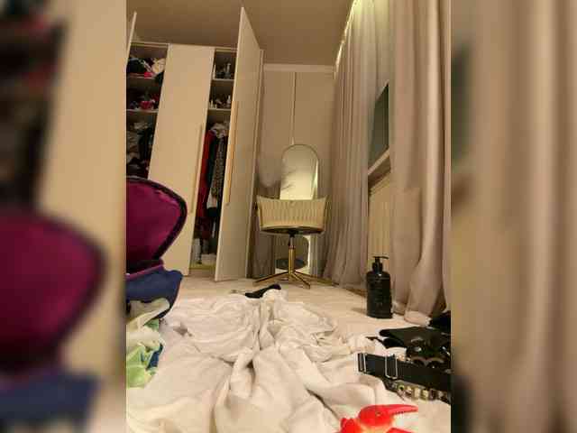 Ekaterina2221 webcam