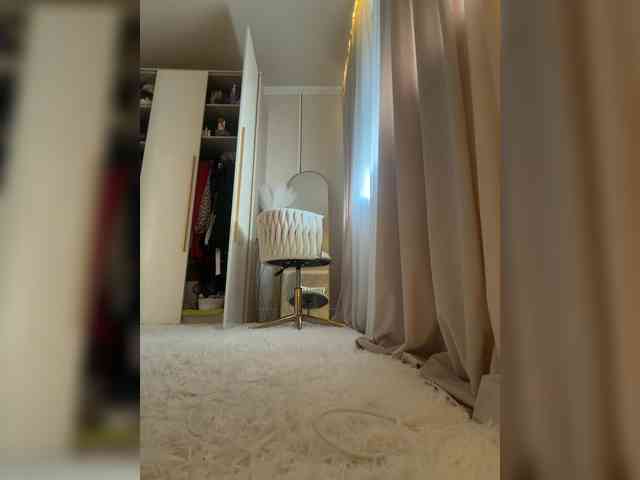 Ekaterina2221 webcam