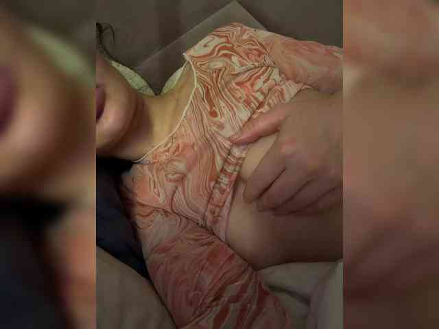 Ekaterina2221 webcam