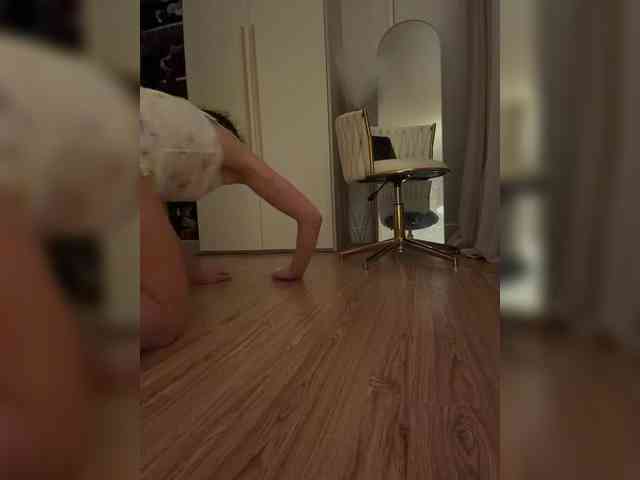 Ekaterina2221 webcam