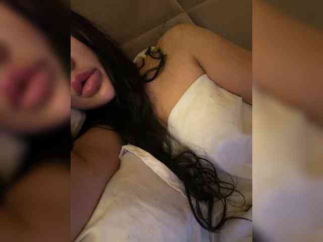 Ekaterina2221 webcam