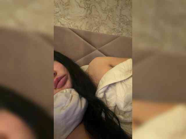 Ekaterina2221 webcam