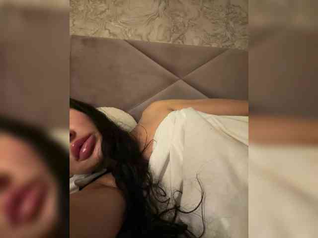 Ekaterina2221 webcam