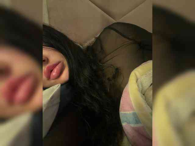 Ekaterina2221 webcam