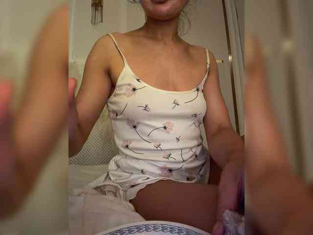 Ekaterina2221 webcam