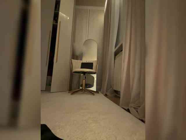 Ekaterina2221 webcam